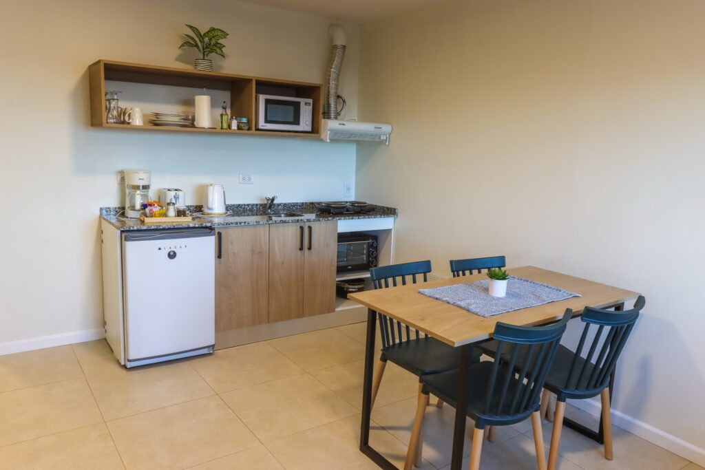 Comedor y living del departamento C, alojamiento turístico en Ushuaia